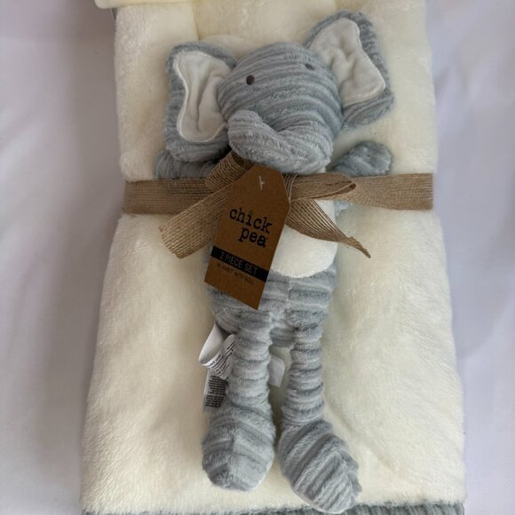 Chick Pea 30" x 36" Blanket with Stuffed Elephant Toy Gray/Cream - Picture 1 of 13